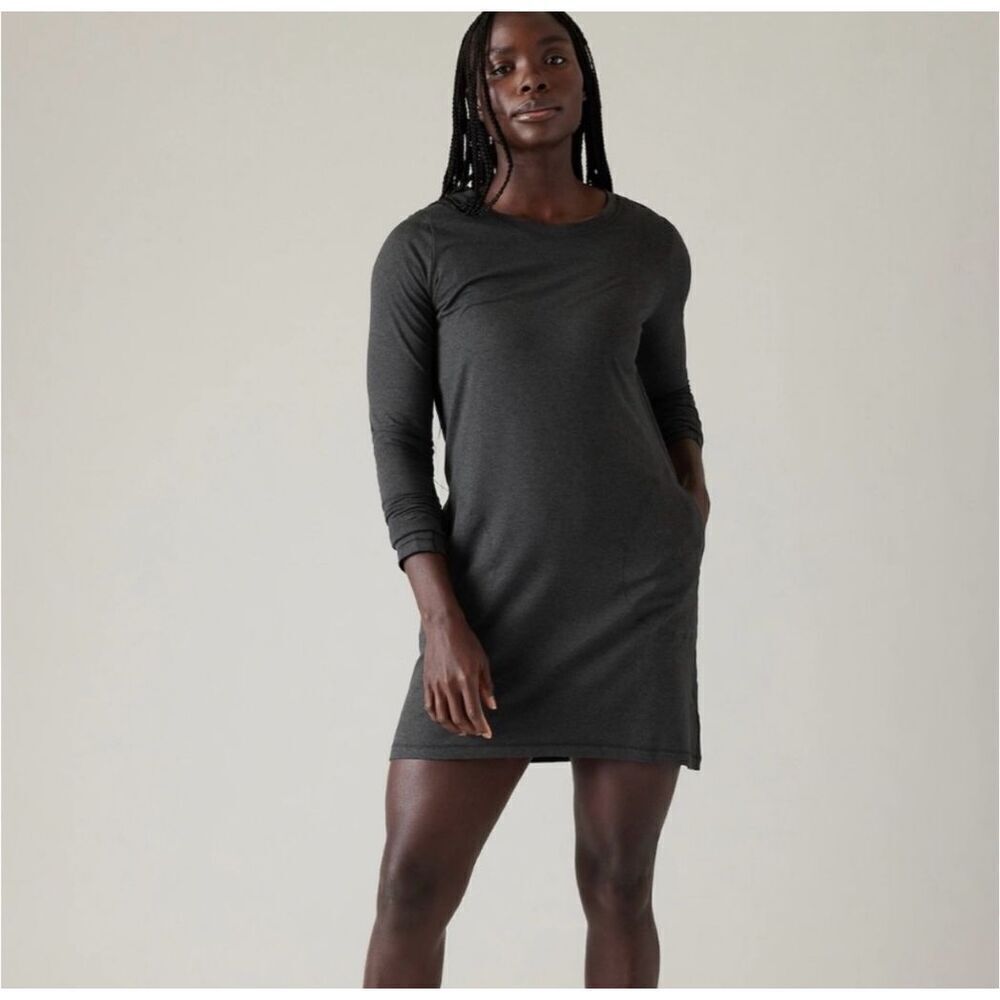 Athleta Uptempo Athleisure weekender S long sleeve knit dress
